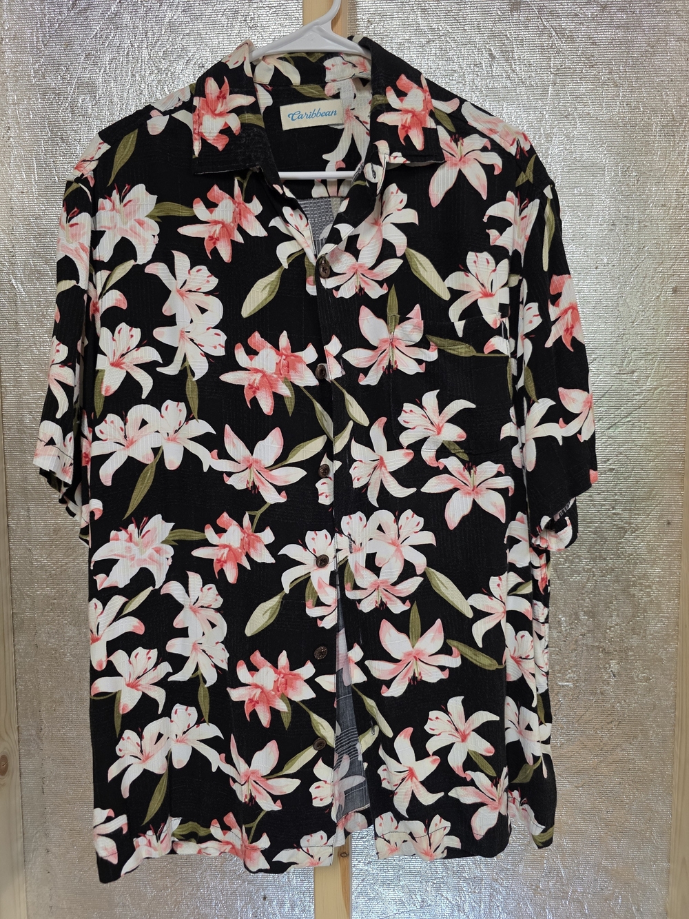 Caribbean Black Floral Short-Sleeve Button Front Shirt Size M